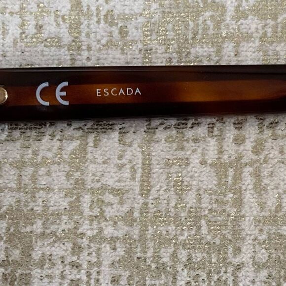 Escada SESB13S Tortoise Cat Eye Sunglasses w/ Rhinestones. NWOT main image 10